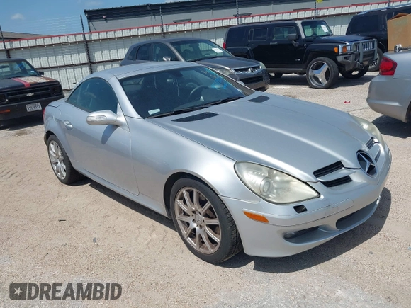2005 Mercedes-Benz SLK 230/320 with VIN WDBWK56F65F042365, listed as a IAAI auction lot 42521851 with 106,040 mi miles and . Bid and sale history available at DreamBid. Image 1.