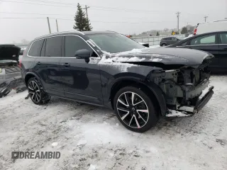 2021 Volvo XC90 Momentum z VIN YV4A22PK3M1711013, wystawiony jako Copart lot #86363804 z przebiegiem 99 219 mil mil oraz Szkoda całkowita • Salvage title. Historia ofert i sprzedaży dostępna na DreamBid. Obrazek 4.