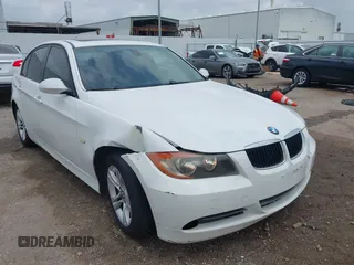 2008 BMW 3 Series 328i with VIN WBAVA37518NL53526, listed as a IAAI auction lot 41956298 with 208,586 mi miles and . Bid and sale history available at DreamBid. Image 6.