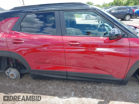 2021 Chevrolet TrailBlazer RS with VIN KL79MTSL1MB075253, listed as a IAAI auction lot 39594427 with 17,830 mi miles. Bid and sale history available at carsss.com. Image 13.
