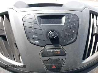 2019 Ford Transit с VIN 1FTYR1ZM0KKA86342, выставлен на аукционе IAAI как лот 42136774 с пробегом 184 618 миль миль и . История ставок и продаж доступна на DreamBid. Изображение 19.
