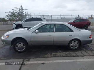 2000 Lexus ES 300 с VIN JT8BF28G7Y5093021, выставлен на аукционе IAAI как лот 42427386 с пробегом 134 897 миль миль и . История ставок и продаж доступна на DreamBid. Изображение 14.