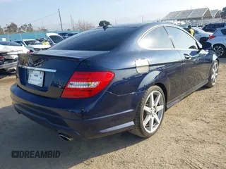 2013 Mercedes-Benz C 350 with VIN WDDGJ5HB8DG042269, listed as a IAAI auction lot 41601302 with 78,928 mi miles and . Bid and sale history available at DreamBid. Image 4.