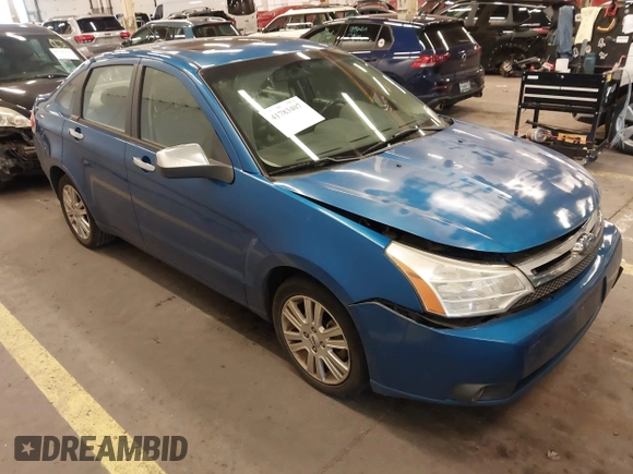 2010 Ford Focus SEL with VIN 1FAHP3HN0AW231260, listed as a IAAI auction lot 41783407 with 204,528 mi miles. Bid and sale history available at carsss.com. Image 1.