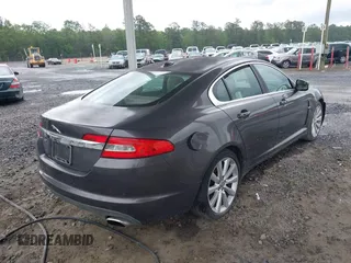 2009 Jaguar XF Premium Luxury with VIN SAJWA06B39HR04506, listed as a IAAI auction lot 42122756 with 205,008 mi miles and . Bid and sale history available at DreamBid. Image 4.