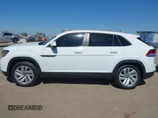 2021 Volkswagen Atlas SE with VIN 1V2HE2CA2MC209716, listed as a IAAI auction lot 42710825 with 29,484 mi miles and . Bid and sale history available at DreamBid. Image 14.