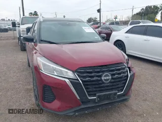 2022 Nissan Kicks SV with VIN 3N1CP5CV9NL481621, listed as a IAAI auction lot 41754639 with 39,114 mi miles. Bid and sale history available at carsss.com. Image 1.