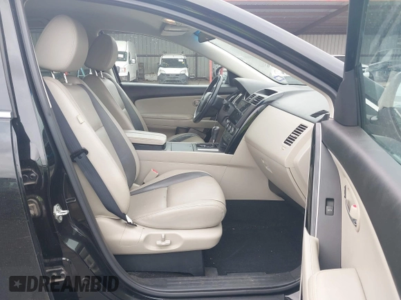 2012 Mazda CX-9 Touring z VIN JM3TB2CA9C0337303, wystawiony jako IAAI lot #41910116 z przebiegiem 113 443 mil mil oraz . Historia ofert i sprzedaży dostępna na DreamBid. Obrazek 5.
