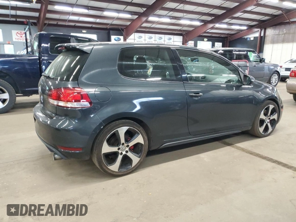 2013 Volkswagen GTI z VIN WVWED7AJ2DW089888, wystawiony jako Copart lot #57150945 z przebiegiem 146 134 mil mil oraz Czysty tytuł • Clean title. Historia ofert i sprzedaży dostępna na DreamBid. Obrazek 3.