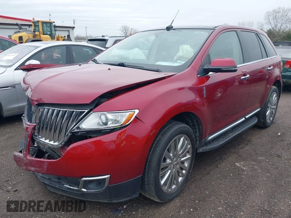 2014 Lincoln MKX with VIN 2LMDJ8JK1EBL02917, listed as a IAAI auction lot 41963678 with Not Provided miles. Bid and sale history available at carsss.com. Image 17.