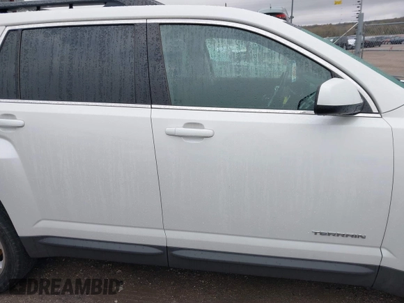 2017 GMC Terrain SLE z VIN 2GKFLNE33H6351011, wystawiony jako IAAI lot #40764787 z przebiegiem 78 184 mil mil oraz . Historia ofert i sprzedaży dostępna na DreamBid. Obrazek 13.