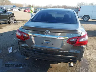 2017 Nissan Altima SR with VIN 1N4AL3AP8HC142024, listed as a IAAI auction lot 41696496 with 125,948 mi miles and . Bid and sale history available at carsss.com. Image 6.