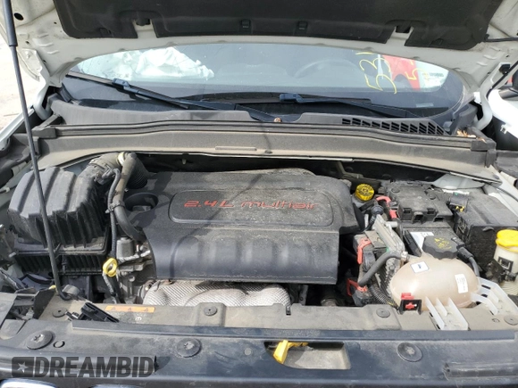 2017 Jeep Renegade Sport с VIN ZACCJAAB0HPF88939, выставлен на аукционе Copart как лот 53102384 с пробегом 58 563 миль миль и Списание • Salvage title. История ставок и продаж доступна на DreamBid. Изображение 12.