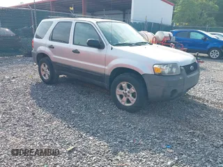 2005 Ford Escape XLT с VIN 1FMCU93125KA25998, выставлен на аукционе IAAI как лот 42413196 с пробегом 192 490 миль миль и . История ставок и продаж доступна на DreamBid. Изображение 1.