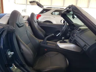 2008 Saturn Sky z VIN 1G8MB35B58Y125607, wystawiony jako Copart lot #79704064 z przebiegiem 62 914 mil mil oraz Szkoda całkowita • Salvage title. Historia ofert i sprzedaży dostępna na DreamBid. Obrazek 10.