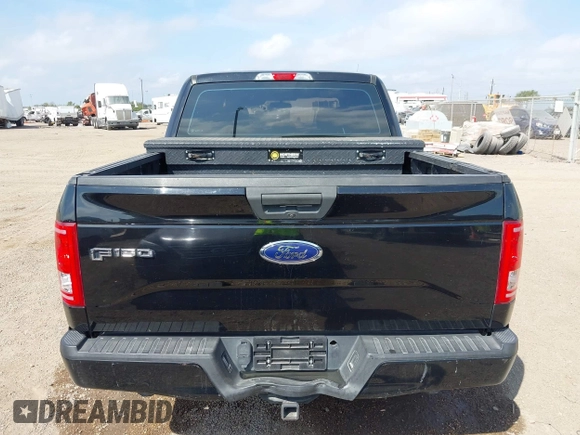2016 Ford F-150 XL with VIN 1FTEW1CP0GKF64555, listed as a IAAI auction lot 41878823 with 160,436 mi miles and . Bid and sale history available at carsss.com. Image 16.
