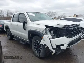 2022 Nissan Frontier SV z VIN 1N6ED1EJ2NN646035, wystawiony jako IAAI lot #41702459 z przebiegiem 93 030 mil mil oraz . Historia ofert i sprzedaży dostępna na DreamBid. Obrazek 14.