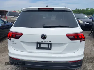2022 Volkswagen Tiguan SE with VIN 3VV3B7AX3NM176770, listed as a IAAI auction lot 42114378 with 37,448 mi miles and . Bid and sale history available at DreamBid. Image 17.
