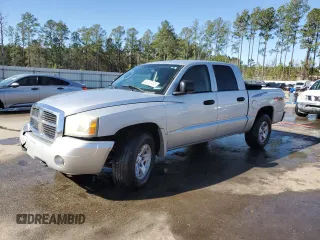 2007 Dodge Dakota SLT with VIN 1D7HW48K17S256649, listed as a Copart auction lot 45737475 with 138,835 mi miles and Salvage Title. Bid and sale history available at carsss.com. Image 1.