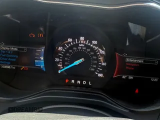 2020 Ford Fusion SE z VIN 3FA6P0HD2LR231621, wystawiony jako Copart lot #58442735 z przebiegiem 50 598 mil mil oraz Szkody całkowita. Historia ofert i sprzedaży dostępna na DreamBid. Obrazek 8.
