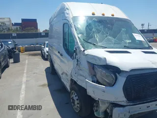 2022 Ford Transit Cargo with VIN 1FTBF4XG3NKA44975, listed as a IAAI auction lot 42666045 with 40,682 mi miles and . Bid and sale history available at DreamBid. Image 6.