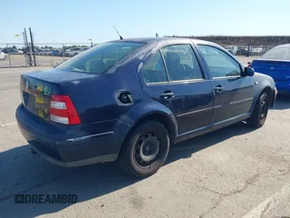 1999 Volkswagen Jetta GLS with VIN 3VWSA29M2XM059806, listed as a IAAI auction lot 42632422 with 142,674 mi miles and . Bid and sale history available at DreamBid. Image 4.