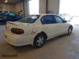 2000 Chevrolet Malibu LS with VIN 1G1NE52J0Y6324299, listed as a IAAI auction lot 42037254 with 226,982 mi miles. Bid and sale history available at carsss.com. Image 4.