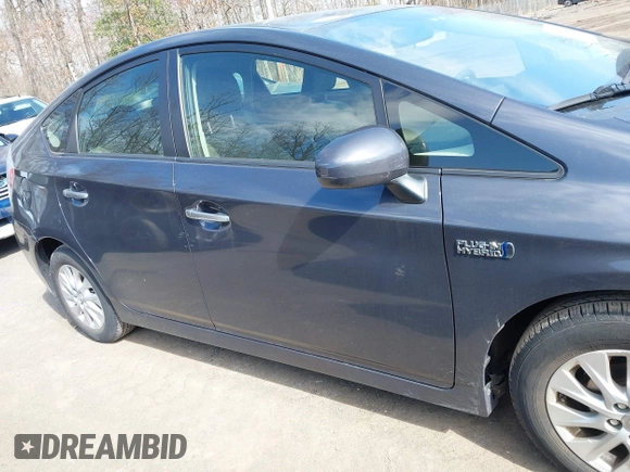 2013 Toyota Prius with VIN JTDKN3DPXD3034972, listed as a IAAI auction lot 41814898 with 137,170 mi miles and . Bid and sale history available at DreamBid. Image 13.
