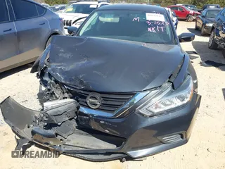 2018 Nissan Altima SV with VIN 1N4AL3AP6JC255539, listed as a IAAI auction lot 41827843 with 109,791 mi miles and . Bid and sale history available at carsss.com. Image 6.