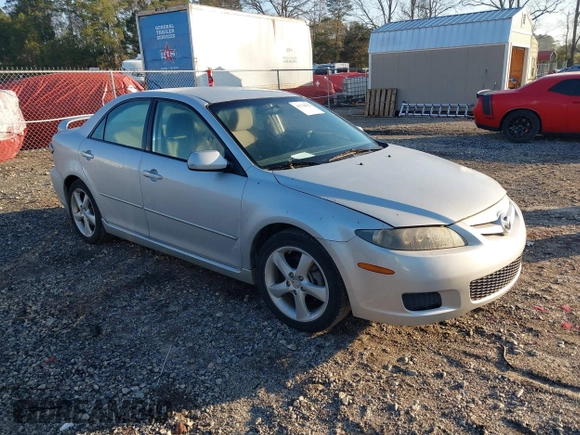 2008 Mazda 6 i Sport VE with VIN 1YVHP80C685M22712, listed as a IAAI auction lot 41778032 with 186,415 mi miles. Bid and sale history available at carsss.com. Image 1.