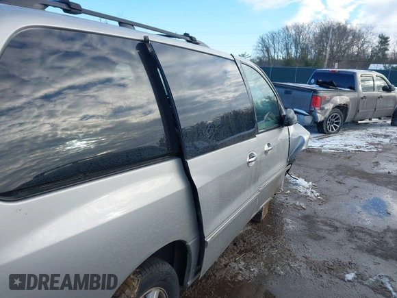 2005 Mercury Monterey z VIN 2MRDA22255BJ00896, wystawiony jako IAAI lot #41331699 z przebiegiem Nie podano mil oraz . Historia ofert i sprzedaży dostępna na DreamBid. Obrazek 6.