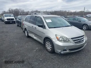 2006 Honda Odyssey LX with VIN 5FNRL38216B105808, listed as a IAAI auction lot 41737585 with 193,915 mi miles. Bid and sale history available at carsss.com. Image 1.