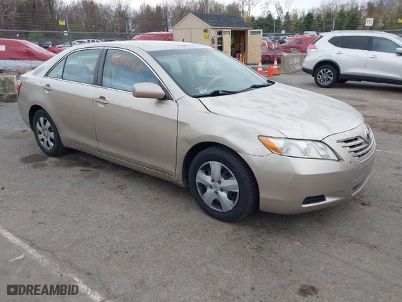 2007 Toyota Camry CE with VIN 4T1BE46K07U700447, listed as a IAAI auction lot 42085195 with 254,770 mi miles. Bid and sale history available at carsss.com. Image 1.