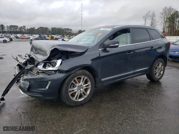 2014 Volvo XC60 3.2L with VIN YV4952DL5E2543023, listed as a Copart auction lot 44925535 with 113,434 mi miles and Salvage Title. Bid and sale history available at carsss.com. Image 1.