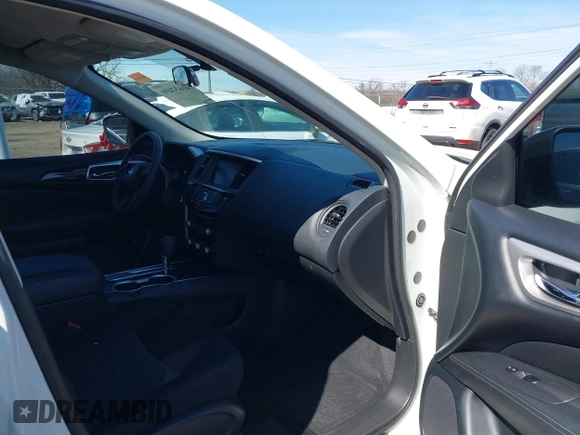 2020 Nissan Pathfinder S with VIN 5N1DR2AN8LC608330, listed as a IAAI auction lot 41637490 with 86,946 mi miles. Bid and sale history available at carsss.com. Image 5.
