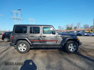 2020 Jeep Wrangler Unlimited Willys with VIN 1C4HJXDN6LW139789, listed as a IAAI auction lot 41882217 with 40,960 mi miles and . Bid and sale history available at DreamBid. Image 14.