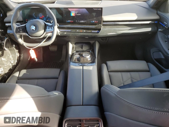 2025 BMW 5 Series 530i with VIN WBA43FJ04SCT73258, listed as a Copart auction lot 45519765 with 6,872 mi miles and Clean Title. Bid and sale history available at carsss.com. Image 8.