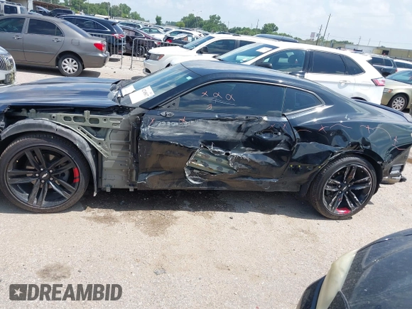 2018 Chevrolet Camaro 1LT with VIN 1G1FB1RS6J0178004, listed as a IAAI auction lot 42745817 with 99,189 mi miles and . Bid and sale history available at DreamBid. Image 14.