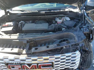 2024 GMC Yukon Denali with VIN 1GKS2DKL5RR245617, listed as a Copart auction lot 46520455 with 10,631 mi miles and Salvage Title. Bid and sale history available at carsss.com. Image 12.