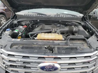 2018 Ford Expedition XLT with VIN 1FMJU1JT3JEA71037, listed as a Copart auction lot 47416415 with 106,487 mi miles and Salvage title. Bid and sale history available at DreamBid. Image 13.