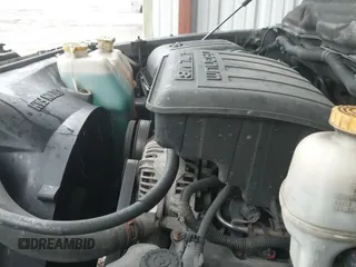 2007 Dodge 1500 ST z VIN 1D7HU16PX7J591367, wystawiony jako IAAI lot #42204028 z przebiegiem 178 524 mil mil oraz . Historia ofert i sprzedaży dostępna na DreamBid. Obrazek 14.