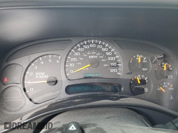 2004 GMC Sierra 1500 SLE with VIN 1GTEK19T44Z239667, listed as a Copart auction lot 61437835 with 203,264 mi miles and Clean title. Bid and sale history available at DreamBid. Image 9.