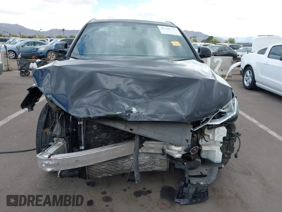 2018 Audi Q3 Premium z VIN WA1BCCFS8JR006212, wystawiony jako IAAI lot #42208285 z przebiegiem 96 571 mil mil oraz . Historia ofert i sprzedaży dostępna na DreamBid. Obrazek 6.