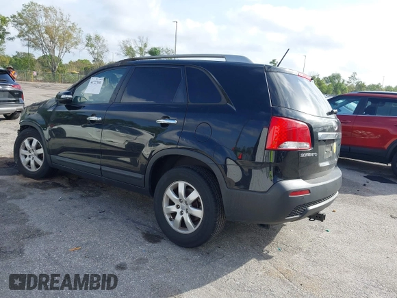 2012 Kia Sorento LX with VIN 5XYKT4A6XCG268899, listed as a IAAI auction lot 41727022 with 1 mi miles. Bid and sale history available at carsss.com. Image 3.