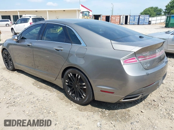 2015 Lincoln MKZ with VIN 3LN6L2GK9FR616272, listed as a IAAI auction lot 42142551 with Not Provided miles and . Bid and sale history available at DreamBid. Image 3.