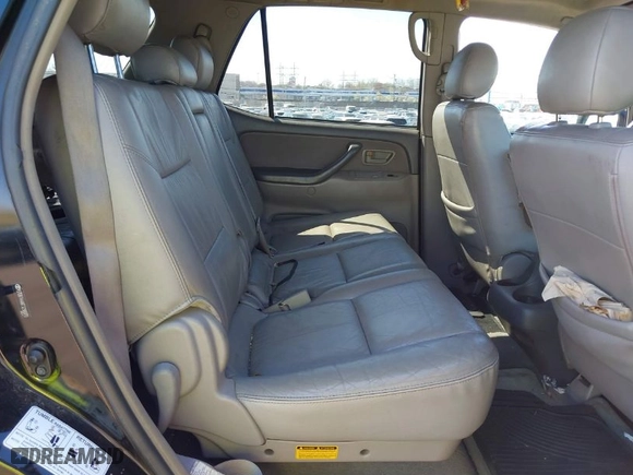 2007 Toyota Sequoia SR5 with VIN 5TDBT44A87S290070, listed as a IAAI auction lot 42069751 with 265,403 mi miles. Bid and sale history available at carsss.com. Image 8.