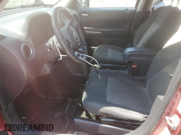 2014 Jeep Patriot Sport with VIN 1C4NJPBA4ED601316, listed as a Copart auction lot 60350415 with 215,212 mi miles and Clean title. Bid and sale history available at DreamBid. Image 7.