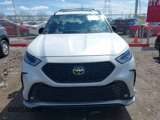 2022 Toyota Highlander XSE with VIN 5TDLZRBH0NS235559, listed as a IAAI auction lot 41684126 with 23,671 mi miles and . Bid and sale history available at DreamBid. Image 12.