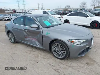 2017 Alfa Romeo Giulia Ti with VIN ZARFAEEN0H7539946, listed as a IAAI auction lot 41813177 with 62,318 mi miles. Bid and sale history available at carsss.com. Image 1.