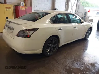 2013 Nissan Maxima SV z VIN 1N4AA5AP6DC804257, wystawiony jako IAAI lot #42264222 z przebiegiem 206 818 mil mil oraz . Historia ofert i sprzedaży dostępna na DreamBid. Obrazek 4.